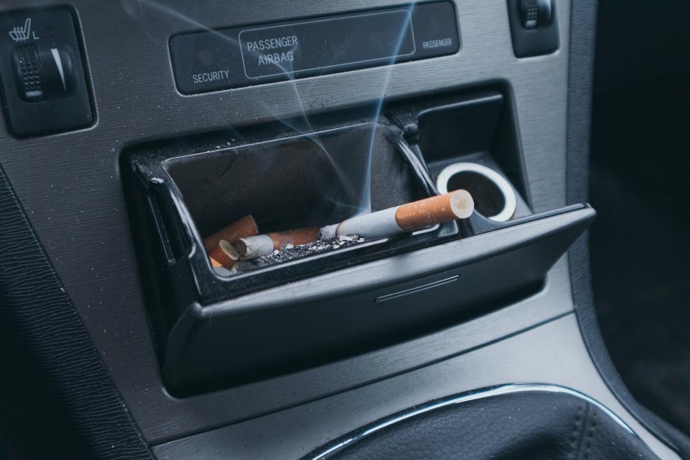 R�paration trou de cigarette